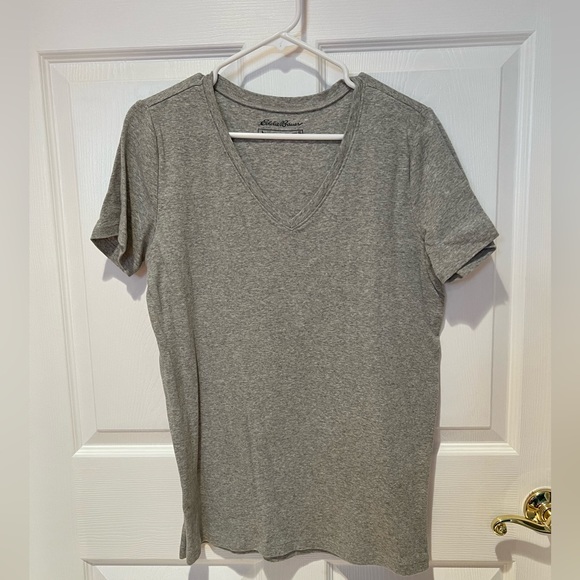 Eddie Bauer ladies v-neck blouse - Picture 1 of 2